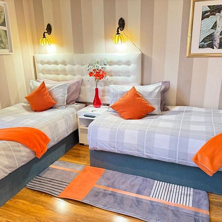 Upton Country Park Guest House ノーザンプトン エクステリア 写真