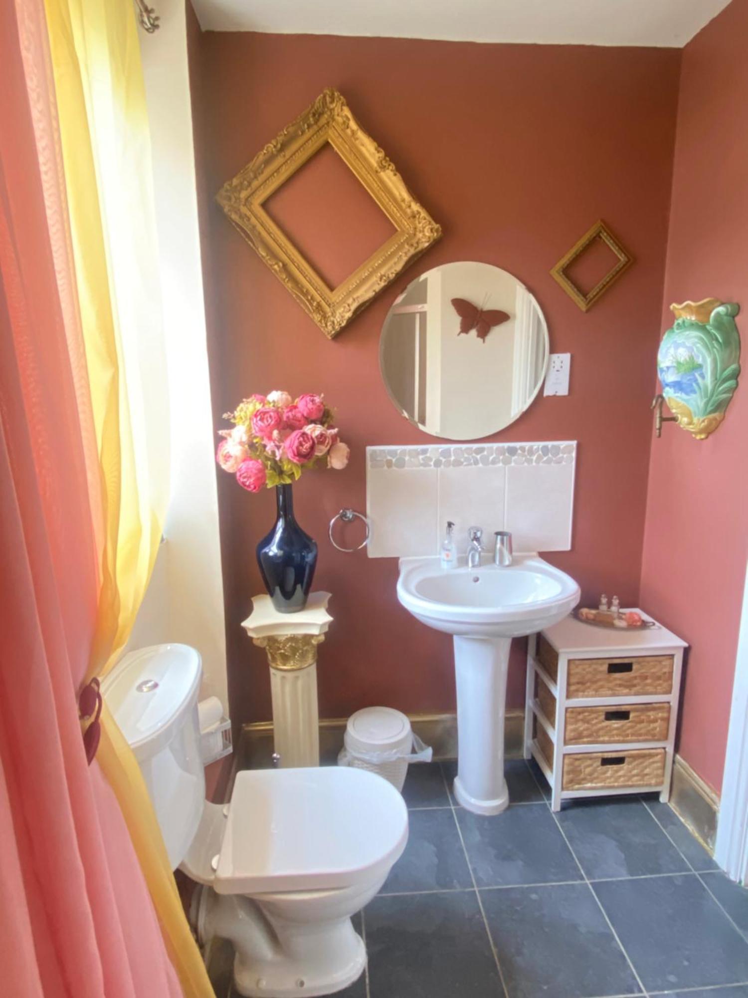 Upton Country Park Guest House ノーザンプトン エクステリア 写真
