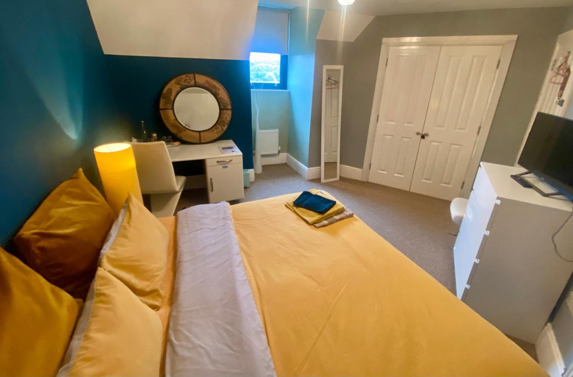 Upton Country Park Guest House ノーザンプトン エクステリア 写真