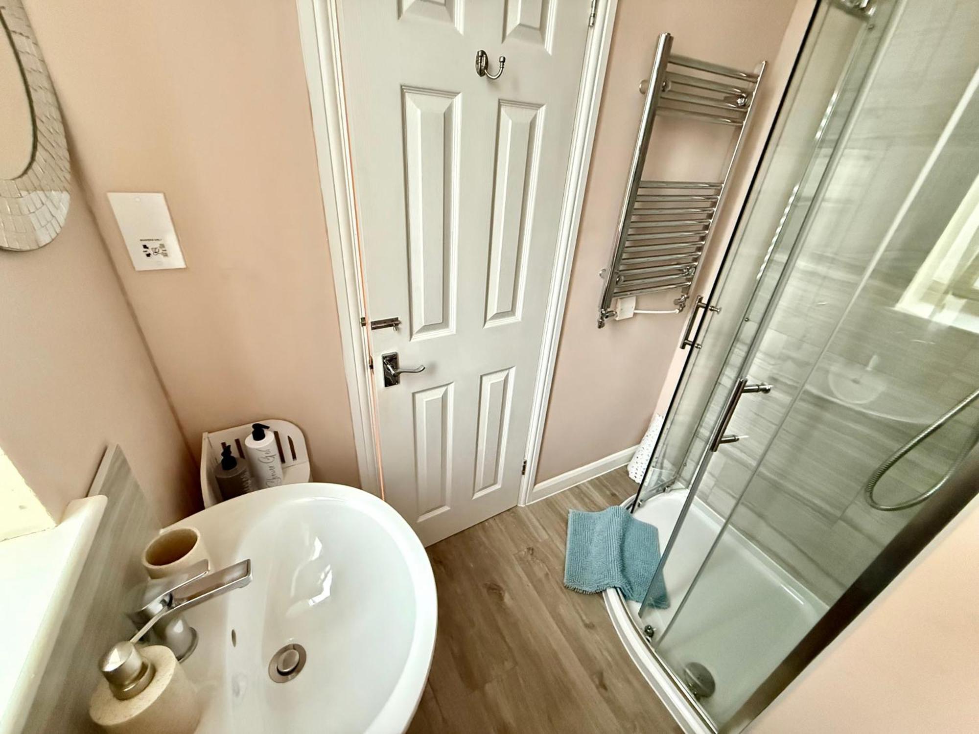 Upton Country Park Guest House ノーザンプトン エクステリア 写真
