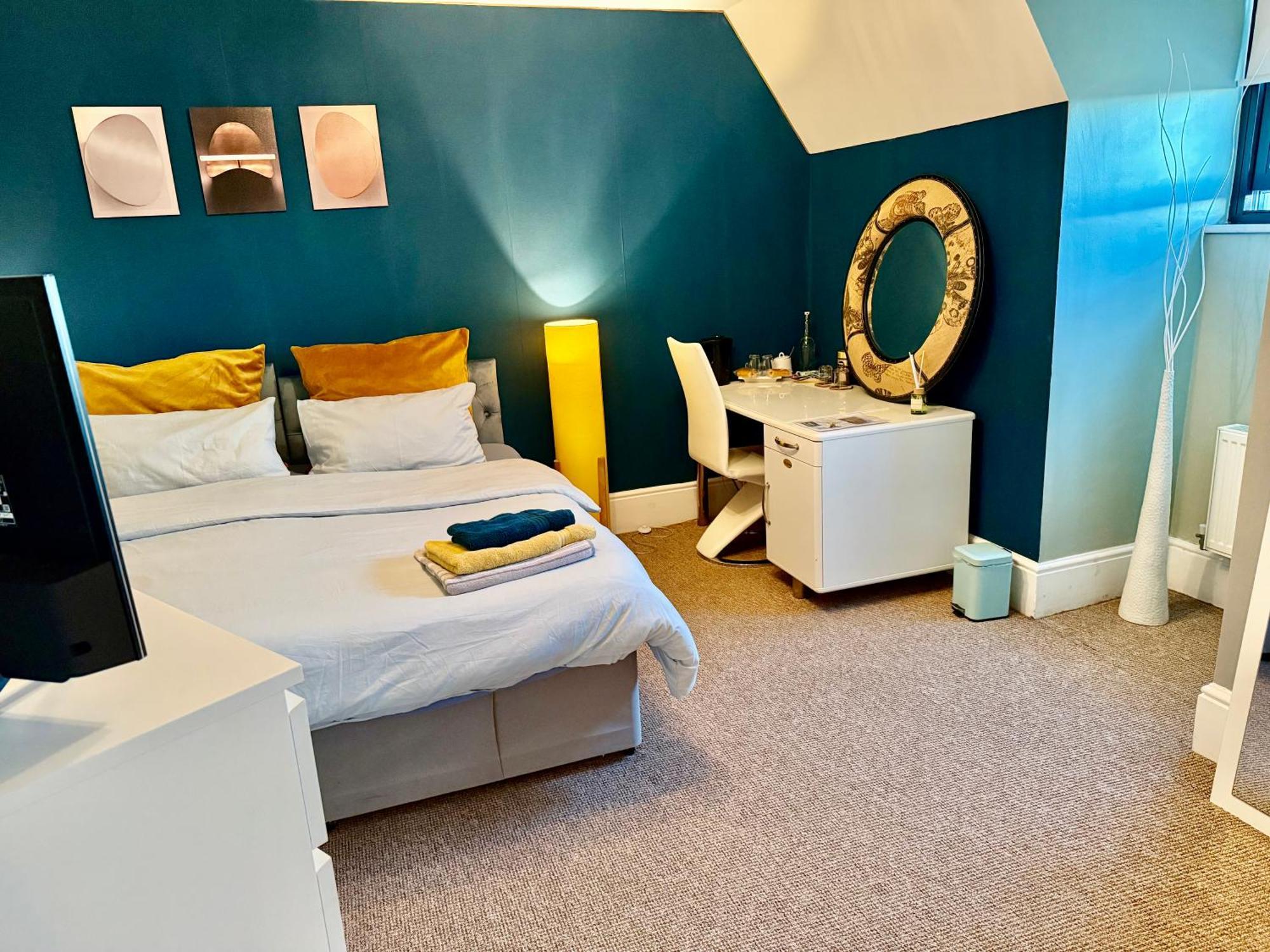 Upton Country Park Guest House ノーザンプトン エクステリア 写真