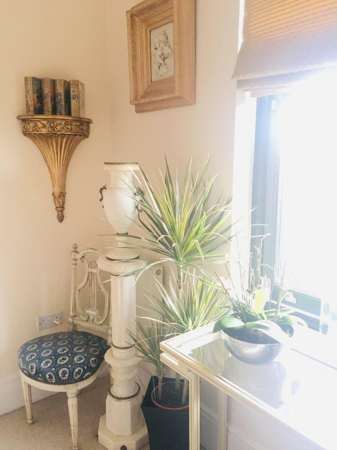 Upton Country Park Guest House ノーザンプトン エクステリア 写真